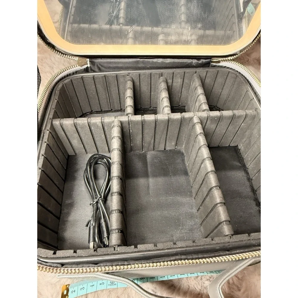 MOMIRA Large Cosmetic Train Case with Mult Setting Light Mirror Organizer